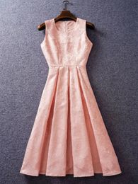 Bureau dames élégant luxe Jacquard Hepburn robe pour les femmes sans manches col rond taille haute a-ligne robe de bal robe de soirée été 240312