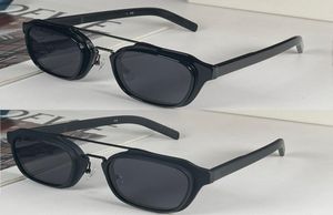 Site officiel New Occhiali Collection de lunettes de soleil SHNOCLASS SPR 07 avec pont bimétallique leur donnant un look moderne avec la marque LE8260674