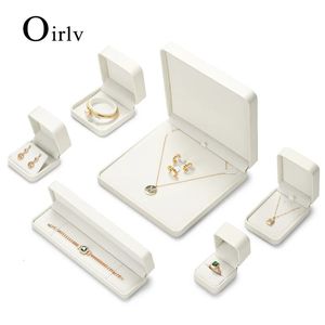 Oirlv Witte Luxe Sieraden Ring Box Voor Verloving Trouwring Box Verjaardag Jewerly Hanger Armband Ketting Display Geschenkdoos 231227