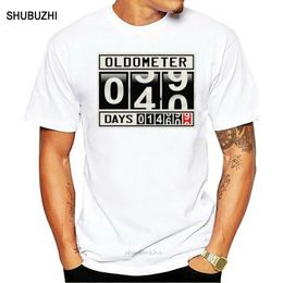 Oldomètre 40 ans - Odomètre à âge drôle 40e anniversaire hommes Summer Summer à manches décontractées T-shirt adulte S-3xl Hip Hop T-shirt 240424