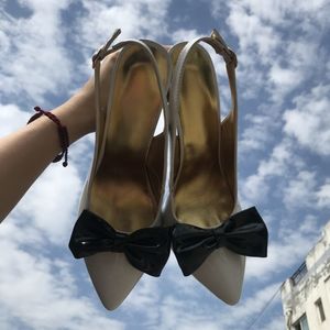 Olomm Nouvelles femmes pompes brillantes papillon sexy tallutto talons hauts pompes beaux orteils pointus chaussures de fête blanches femmes plus