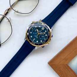 Omeg Wrist Watches for Men 2024 New Mens Watches All Dial Work Quartz Watch de alta calidad CRONOGRO DE LUXURA CRONOGRO Reloj Band de acero inoxidable Omegas -O1