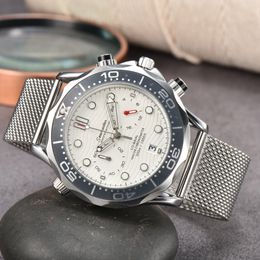 Omeg Relojes de pulsera para hombres 2024 Nuevos relojes para hombre Reloj de cuarzo con esfera completa Reloj cronógrafo de marca de lujo de alta calidad Reloj con correa de acero inoxidable omegas -A18