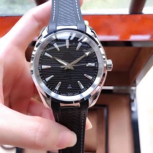 Omega Seamaster Diver 300M Men's Automatic Watch 42mm Black Rubber Strap Black Dial 210.32.42.20.01.001