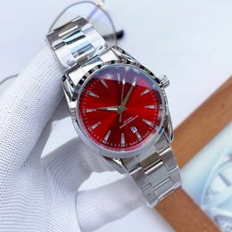 Omegwatch Luxury Designer Omegwatches Quartz Watchcandy Color Precision Steel Strip pour hommes et femmes disponibles disponibles à la vente