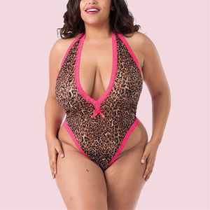 OMSJ Big Size Dames Sexy Bodycon Bodysuit Nachtkleding Deep V-hals Leopard Gedrukt Boog Kant Patchwork Mouwloze Rompertjes voor Lady 210517