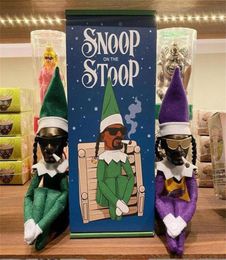 en una muñeca de Navidad Stoop Spy Bent Decoración del hogar Año Juguete rojo verde azul Purple6440964