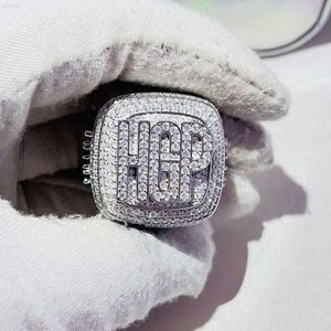 en vente Charming Jewelry 925 Silver Hip Hop Ring Vvs D Color Moisanite Diamond Femmes Anneaux de luxe