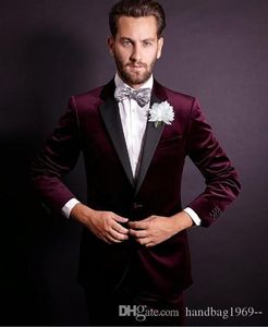 Un bouton rouge foncé velours marié Tuxedos revers cranté homme bal Blazer hommes robe de mariée costumes (veste + pantalon + cravate) D: 59
