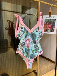 Één stuk bedrukte dames badmode bikini sets split zwempak sexy riem zwempak sterren badpak contrast color bikini bodysuit spa feest