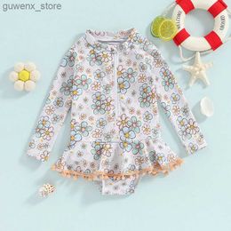 Één-stuks 1-6t Little Girl 2024 Zomer Zwempak Strand Lange mouwen Luxe Kal Ronde Hek Wave Head Decoratieve ritsbloembloemzwempak Y240412