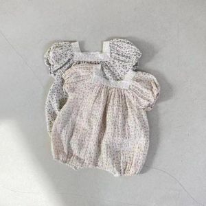 One-pièces 2022 Été Nouveau bébé fille floral Bodys à manches courtes cols carrés Collier princesse bébé