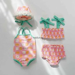 Één-stuks babymeisjes zwempak gesplitst badmode baby bloemen sling eendelig zwempak met hoed H240426