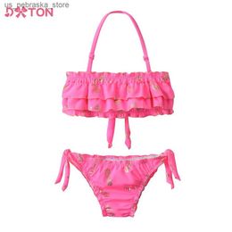 One-pièces Dxton Girl Swimsuit Childrens Two-Piece Set Pineapple Cartoon Bikini Swimsuit Childrens Summer Swimsuit 4 6 8 10 ans Q240418