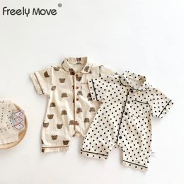 One-pièces se déplace librement ShortSleeve Baby Rompers Imprimez des vêtements pour bébé