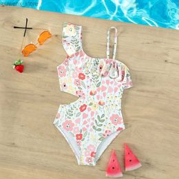 Één-stuks één stuk schuine schouderschouder badmode meisjes geprinte kinderen zwempak ruches badpak kinderen zwemkleding monokini bandeau bikini y240412