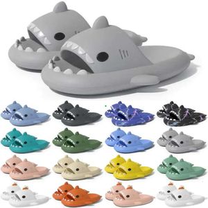 Un designer de requin concepteur de sandales de sandales Gai Sandales Gai Pantoufle Mules Men Femmes Slippers Trainers Flip Flops Sandles Co 11b S WO S