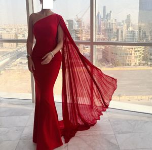 Eén schouderschede avondjurk lange formele jurk rode chiffon formeel feest prom jurk met cape