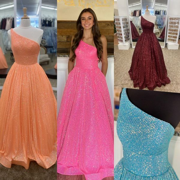 Une épaule Sparkle Paillettes Robes de bal 2022 Ballgown Criss-Cross Bretelles Retour Long Bordeaux Orange Bleu Hot-Pink Pageant Robes Événement Formel Fête Porter Quinceanera