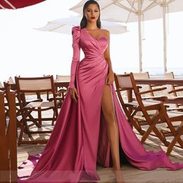 One Shoulder Hot Pink Avondjurk Zeemeermin Lange High Side Split Galajurken Nieuwe collectie Celebrity-jurken