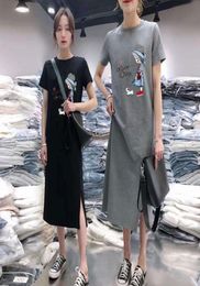 Oneimirry Nouvelle manche courte Femmes coréennes Hobe Casual Graphic Print Tshirt Robes Girl Black O Col Slim Vestidos Verano 20202199026