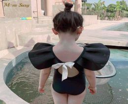 OnePieces Summer Baby Girls Princess Swim Suise Sleeve avec casquette Boddler Childwear Bodys Bodys Bodys Swimming Vêtements 110y6948575