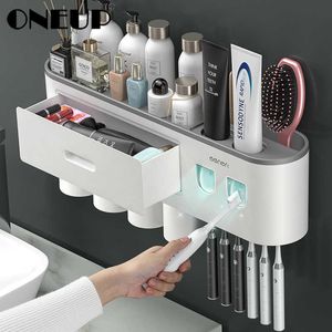Unup Wand-gemonteerde tandenborstelhouder Magnetische dubbele automatische tandpasta Squeezer Dispenser Opslag Rek Badkamer Accessoires 210709