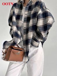 OOTN Vintage Plaid Shirts à manches longues Femelle Office d'automne Single Femme Blouse Fashion Casual Turn Down Collar Top 2024 240322
