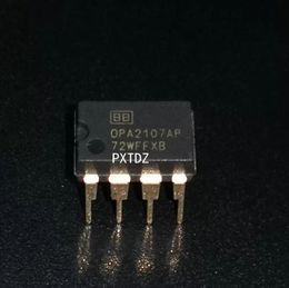 OPA2107AP . PDIP8 , OPA2107 . Circuits intégrés d'amplificateur DUAL, boîtier en plastique double en ligne à 8 broches, composants électroniques OP-AMP