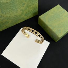 Bracelet d'amoureux ouvert, Bracelets de luxe de styliste, rétro en or pour femmes, accessoires de bijoux à la mode