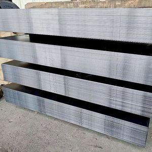 Placa abierta Placa de acero Panel de pared con aislamiento contra incendios Placa de acero inoxidable Los fabricantes de placas resistentes al desgaste suministran especificaciones completas