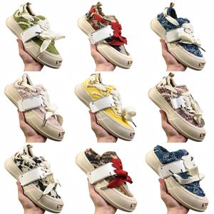 Open Smile Basketbalschoenen Klassieke vrouwen Designer schoenen Nieuwe low top sneakers grove geweven platformschoenen mode denim canvas schoenen match kleur niet-slip skate schoenen