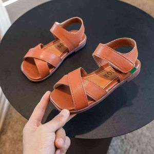 Sandalen met open sandalen Kinderen Zomer Flat Bottom 2022 Nieuwe student retro Korean Pu Hook Loop Kids Fashion Casual Romeinse schoenen G220523