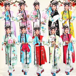 Opera-outfit jas + broek + taillejas + taille-sjaal Meisjebediende Peking opera-podiumkostuum dame met bloem geborduurde lange pakken