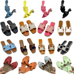 Oranje merkslippers dames strandschoenen met dikke hak top lederen designer schoenen brief sandalen gelei kleur dia's nieuwe mode hoge hakken outdoor antislip zwembadschoenen