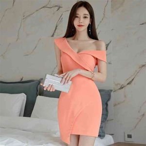 Robe coréenne orange pour femmes été une épaule sans manches col irrégulier sexy dames club robes de soirée 210602