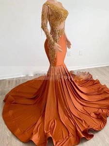 Robes de bal de sirène orange 2024 gland avec des appliques de dentelle fille noire soirée robe de fête d'anniversaire cristal satin illusion robes de fiesta