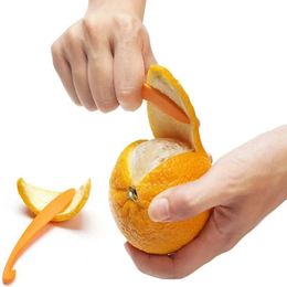 Orange éplucheurs Zesters Stripper Device Skinning Knife Juice Helper Agrurs Ouvre-traits outils de légumes de fruits 240508