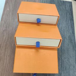 Orange Einzelhandels-Geschenkverpackung, Schubladenboxen, Kordelzug-Stoffbeutel, Karten-Zertifikat-Broschüre, Einkaufstasche für Schmuck, Halsketten, Armbänder 2684