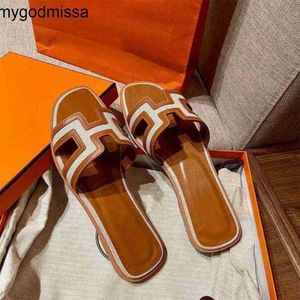 Orans pantoufles femmes sandales Panda couleur correspondant fond plat été nouveau loisirs en peau de mouton rétro Cool Sanya Resort vêtements de plage
