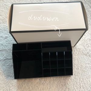 Boîte de rangement rectangulaire en acrylique noir, étui d'organisation, comptoir cadeau, boîtes à bijoux classiques haut de gamme, outil de rangement de cosmétiques