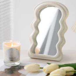 Organisator Decoratieve spiegels Onregelmatige make -upspiegels Desktop Vanity Decor Mirror voor slaapkamer esthetische kamer decor espejos decorativos
