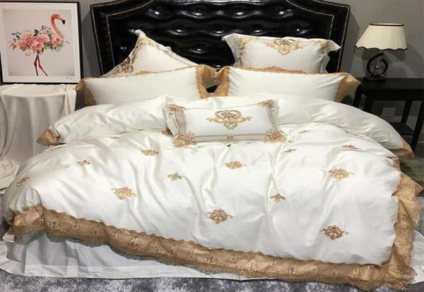 Broderie orientale Luxury Lithing Royal Liberding Egypian Cotton Lace Golden White Queen King Bed Set Bedlinen Feutte de couette Set7021764