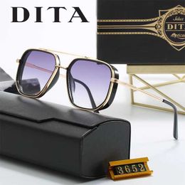 Original 1to1 Dita La première commande est immédiatement réduite DITA Tita Lunettes de soleil Lunettes de haute qualité Business Casual Glasses Fashion Street Photo 488C