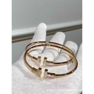 Originele merk gouden dubbele T-armband Rose 18k halve diamant Fritillaria volledig elastisch ingelegde tweede generatie CNC-technologie