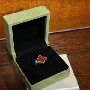 Origineel merk Hoge versie Van vier bladgras rood jade merg dubbelzijdige omgedraaide ring voor vrouwen puur verzilverde 18k gouden precisie