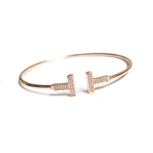 Marca Original Micro diamante taladro doble T pulsera abierta mano femenina vibrato tiktok anillo accesorios de joyería círculo con logotipo