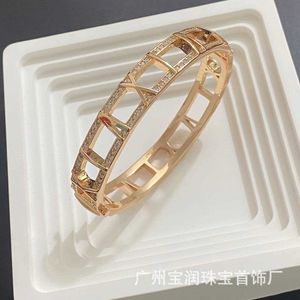 Origineel merk TFF Romeinse digitale diamanten armband Hoge versie Fashion Snap op s925 Silver Grade Feeling Hand