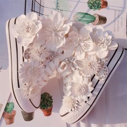 Originele vlinderbloem hightop canvas schoenen zoete kant -up damesschoenen witte binnenste hoogte inhanging gevulkaniseerde schoenen 220812