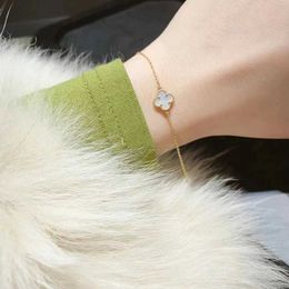 Origineel door ontwerper van V Gold Simple Mini Clover Parp -armband met koude en koele wind verdikt 18k roze platendecoratie sieraden